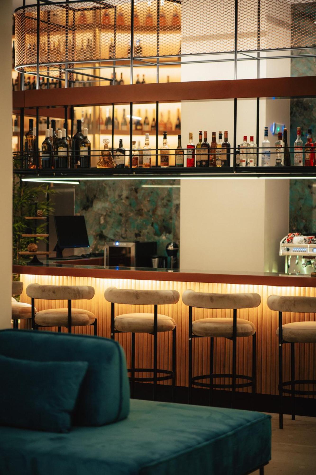 Amario Suites Hotel Éjo Kültér fotó