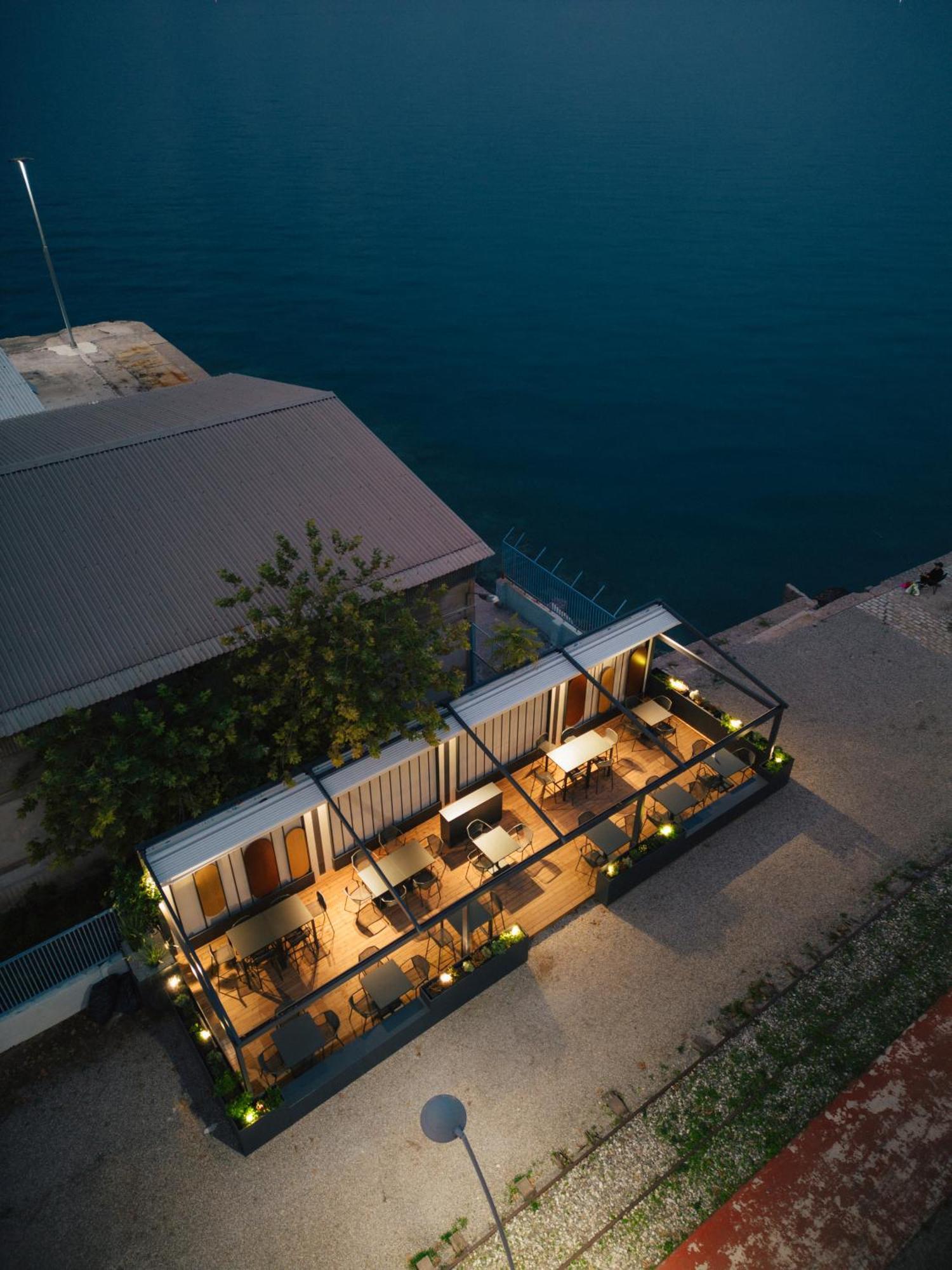 Amario Suites Hotel Éjo Kültér fotó